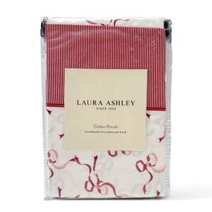 Laura Ashley Red Trailing Bows Stripe Set of 2 Cotton Standard Pillowcases NEW